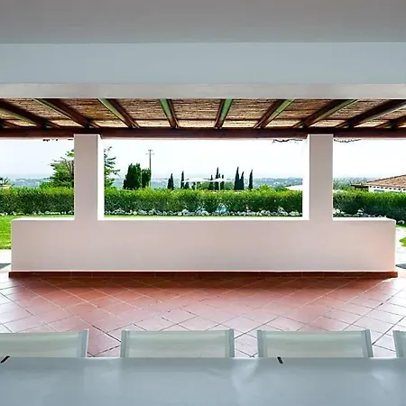 Sleeps 16 Pool Air Con Wifi