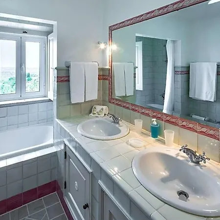 ヴィラ Sleeps 16 Pool Air Con Wifi ボリケイメ