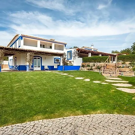 Sleeps 16 Pool Air Con Wifi فيلة