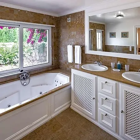 Sleeps 16 Pool Air Con Wifi فيلة *